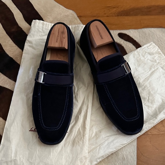 Salvatore Ferragamo Men's Navy Loafers 9.5 EE - Picture 10 of 10